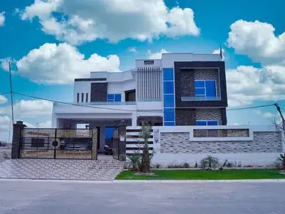 4 Bds – 6 Ba – 20 Kanal DHA Multan