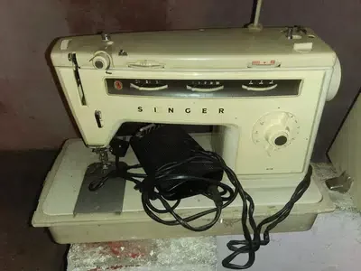 sewing machine singer