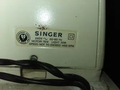 sewing machine singer