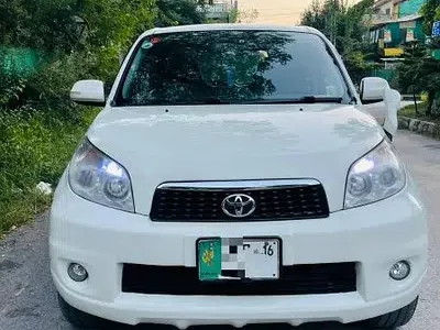 Toyota Rush Pearl White, Excellent Condition