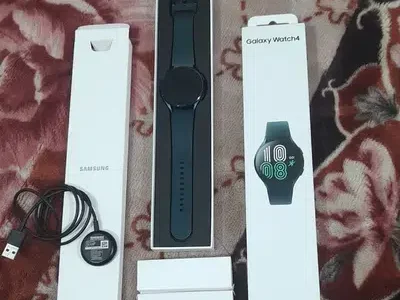 New Samsung Galaxy Watch 4 44 mm Just box open