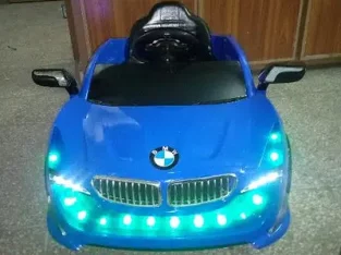 O3358O8816O. Whatsapp Kids Electric Car with Remote and Charger.